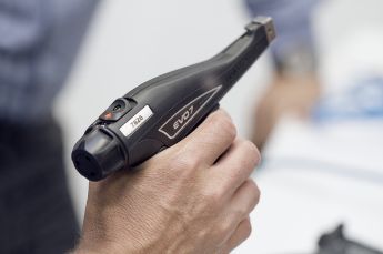 Manuelt strammeverktøy med plasthus EVO7
