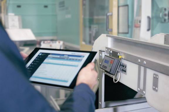 Automatisk identifikasjon av objekter og innsamling av data