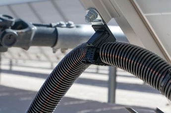Ratchet P-Clamp kabelfeste til solcelleinstallasjoner